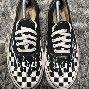 Vans Black White Checker Flame Men Size 11.5 Lace Up Low Skate Shoe Sneaker